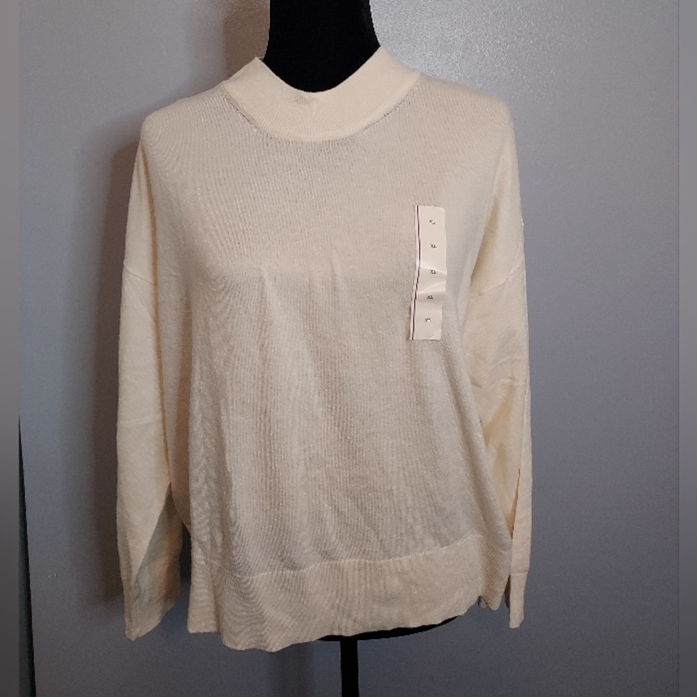 A New Day Size XL Cream Long Sleeve Sweater NWT
